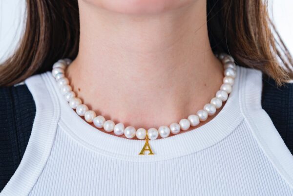 Large Pearly Necklace - Image 2