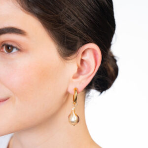 Hoop Earring with Pink Baroque Pearl