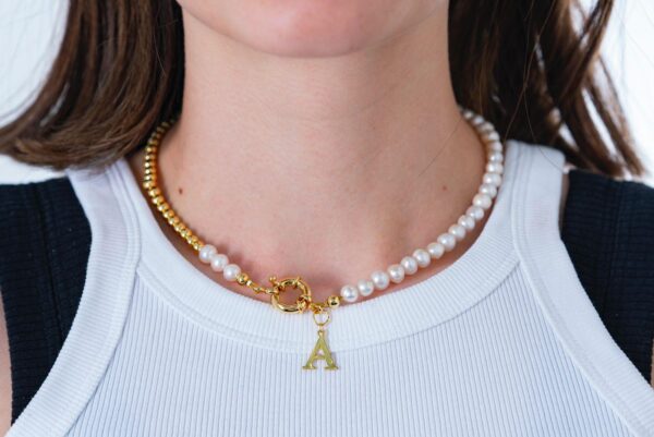 Pearly Spring Clasp - Image 2